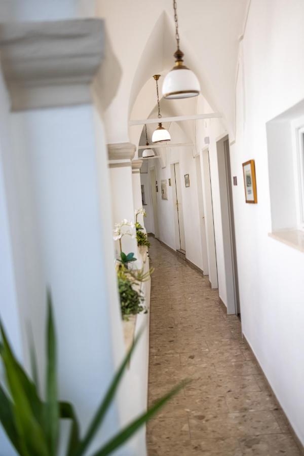 Boutique Hotel Goldenes Lamm Villach Bagian luar foto